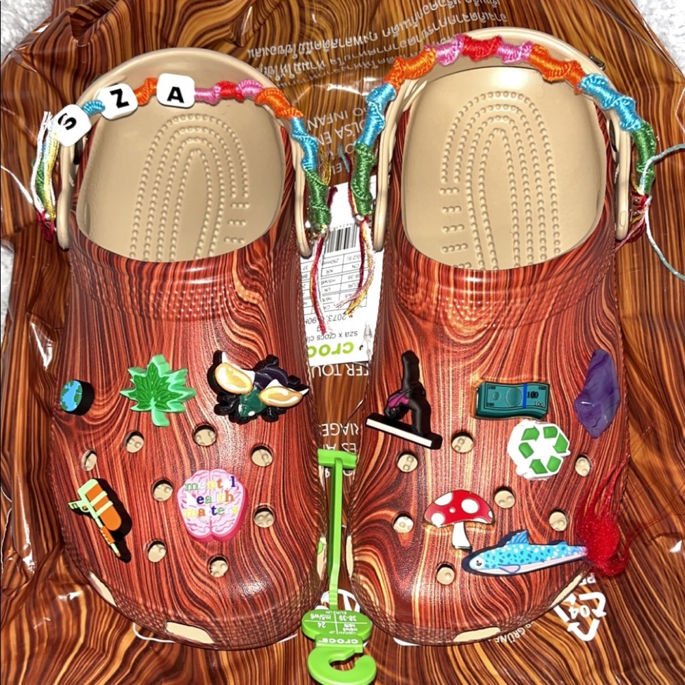 Sza crocs size 8